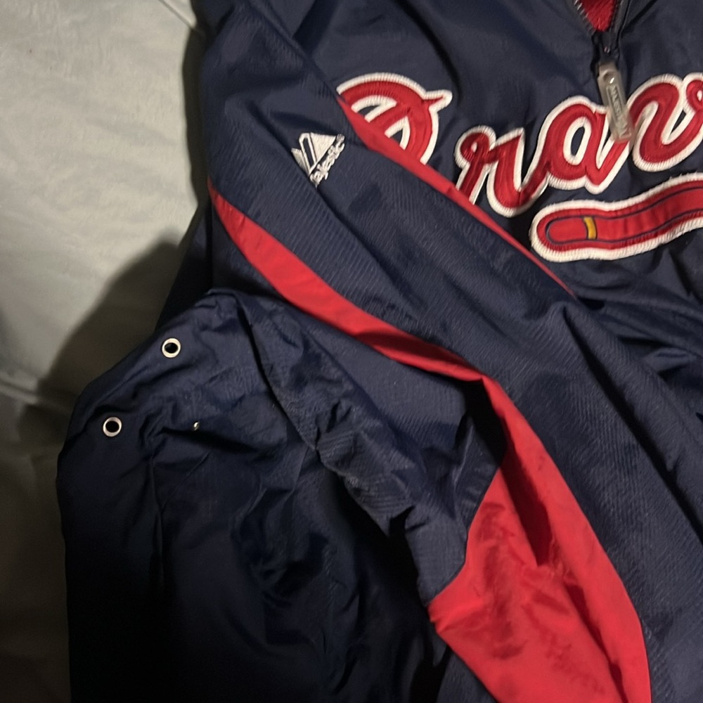 Windbreaker - Picture 2 of 4